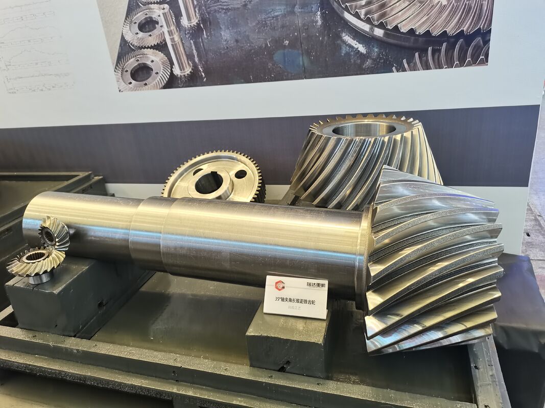 各種の産業用用途のための直歯プロファイルでカスタマイズされた高硬さベーベルピニオンギア