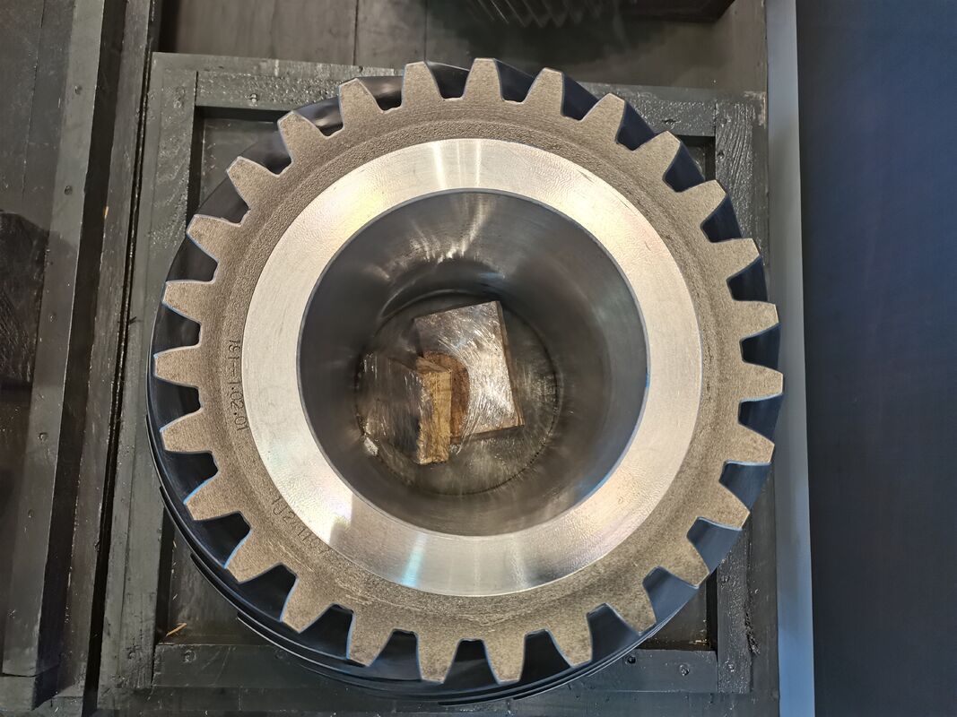 高精度スパイラルベーベルギアHRC45-62硬さと調整可能な歯数